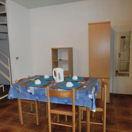Spacious Flat With Fenced Garden And Fireplace * Bibione